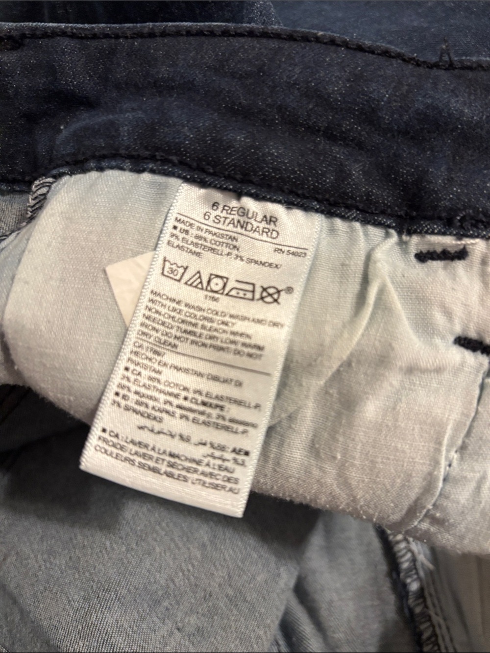 Old Navy Dark Wash Mid Rise Rockstar Skinny Jeans 6 - Picture 9 of 9